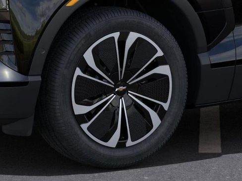 New 2025 Chevrolet Blazer EV LT image 9