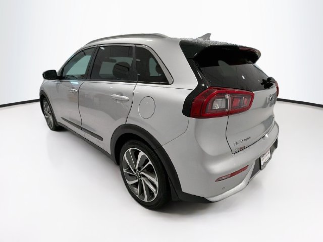Used 2017 Kia Niro Touring FWD image 6