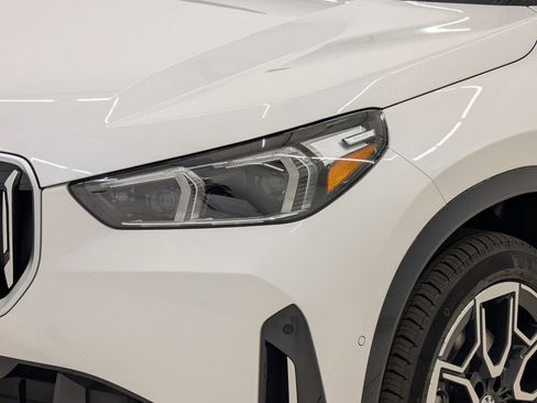 Used 2026 BMW X1 xDrive28i w/ Convenience Package AWD/4WD image 11