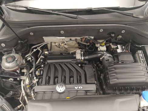 Used 2021 Volkswagen Atlas SE w/ Towing Package FWD image 30