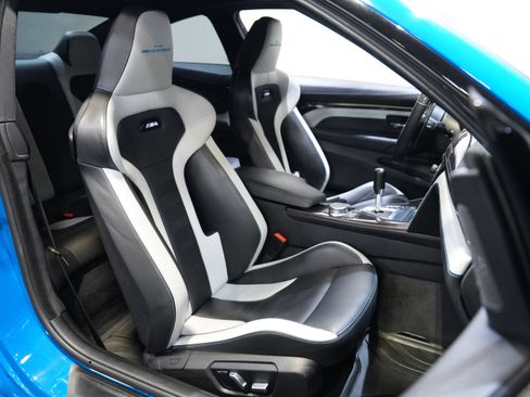 Used 2020 BMW M4 Coupe w/ Competition Package RWD image 34