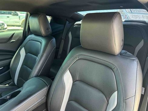 Used 2022 Chevrolet Camaro LT w/ Technology Package RWD image 13