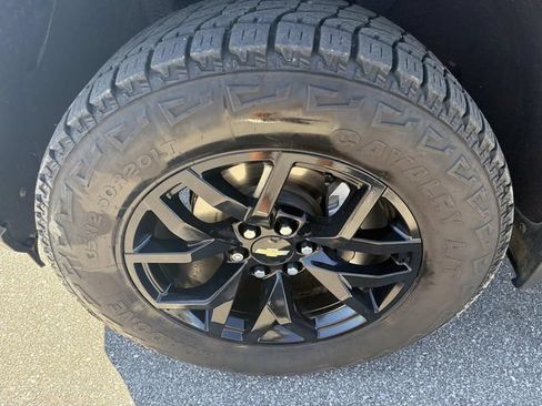 Used 2022 Chevrolet Silverado 1500 RST AWD/4WD image 34