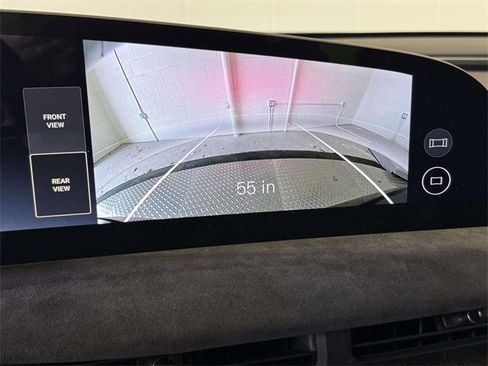 Used 2022 Lucid Air Grand Touring image 7