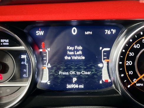 Used 2023 Jeep Wrangler Unlimited Rubicon w/ LED Lighting Group AWD/4WD image 23