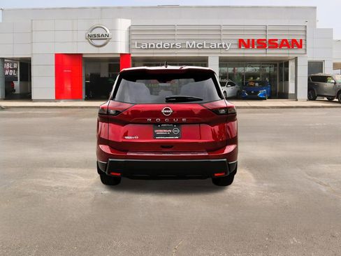 New 2026 Nissan Rogue SV w/ Cold Weather Package FWD image 4