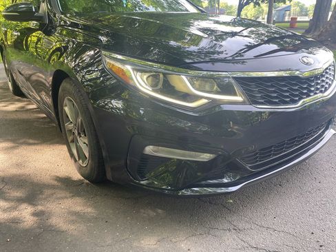 Used 2020 Kia Optima LX FWD image 3