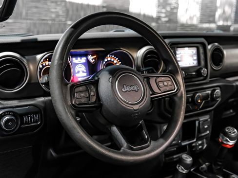 Used 2020 Jeep Wrangler Unlimited Sport AWD/4WD image 13