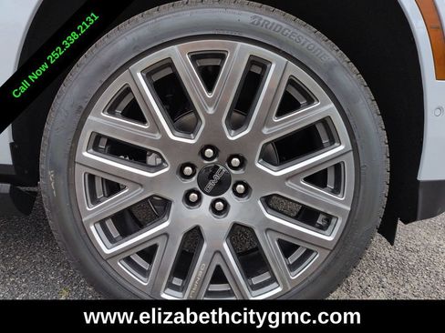 New 2026 GMC Yukon Denali Ultimate AWD/4WD image 12