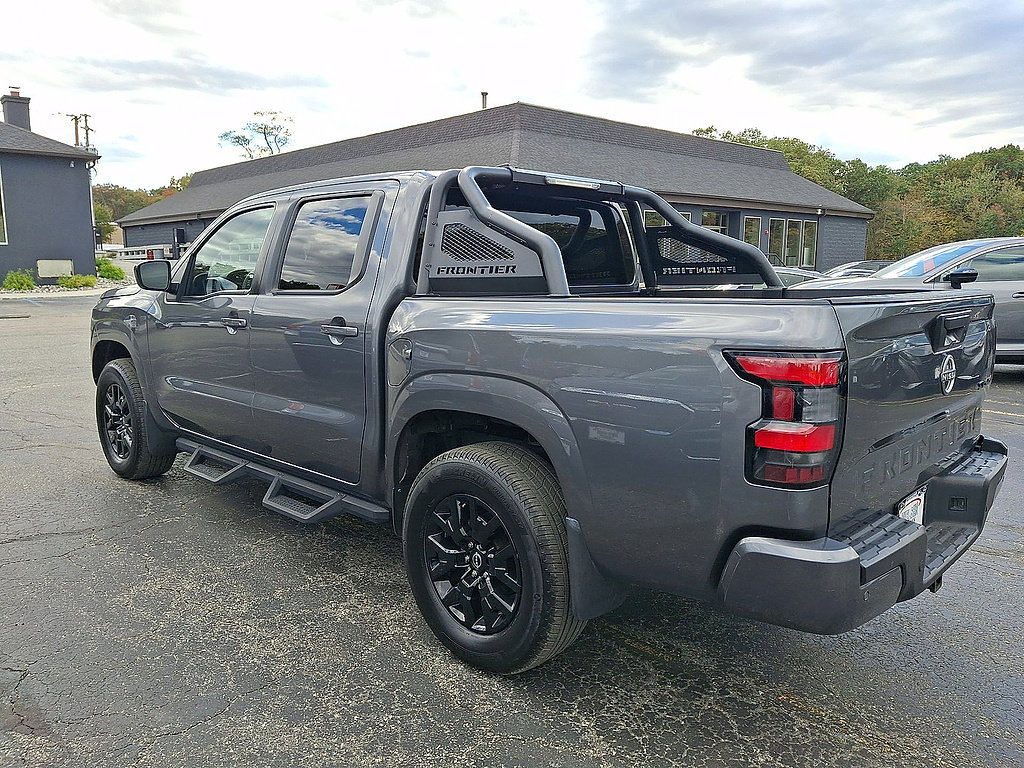 Certified 2023 Nissan Frontier SV w/ Midnight Edition Package AWD/4WD image 21