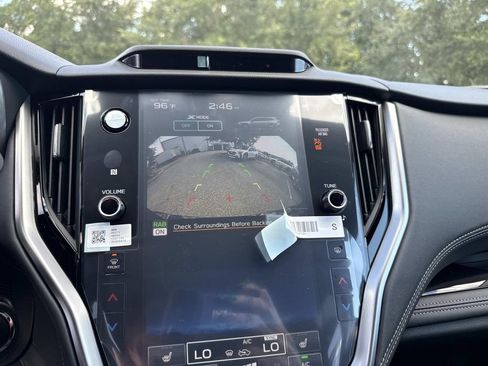 New 2025 Subaru Outback Limited image 24