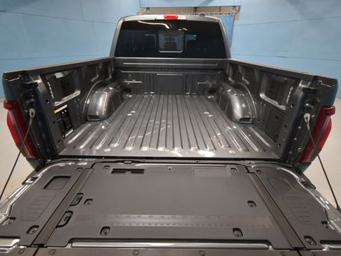 New 2025 Ford F150 Lariat w/ Equipment Group 502A High image 38