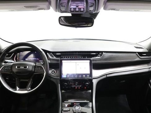 Used 2022 Jeep Grand Cherokee L Limited image 14