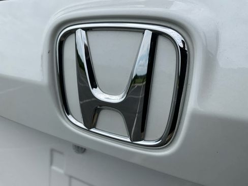 Used 2024 Honda CR-V EX-L image 16
