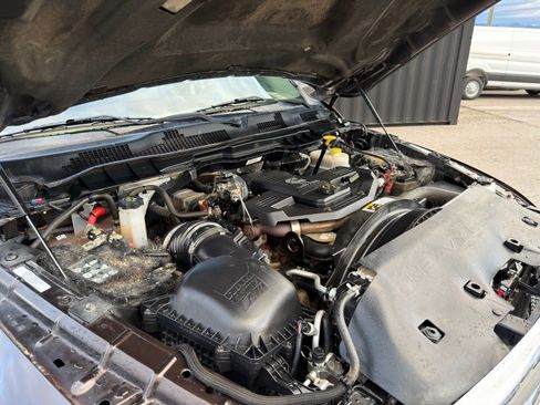 Used 2017 RAM 3500 Laramie Longhorn image 36