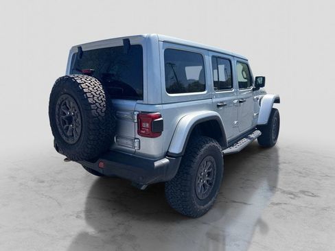 Used 2022 Jeep Wrangler Unlimited Rubicon AWD/4WD image 6