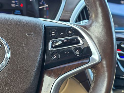 Used 2014 Cadillac SRX Luxury w/ Driver Awareness Package FWD image 28