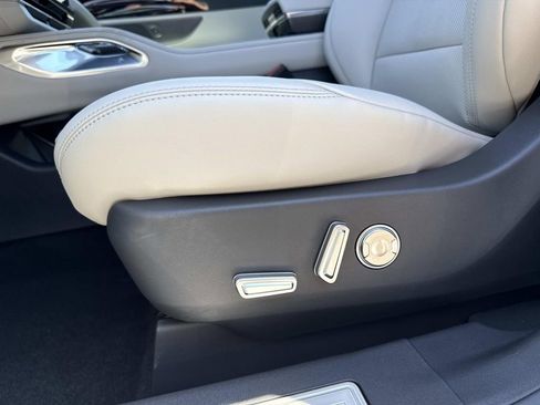 New 2026 Lincoln Nautilus Premier w/ Equipment Group 102A AWD/4WD image 20