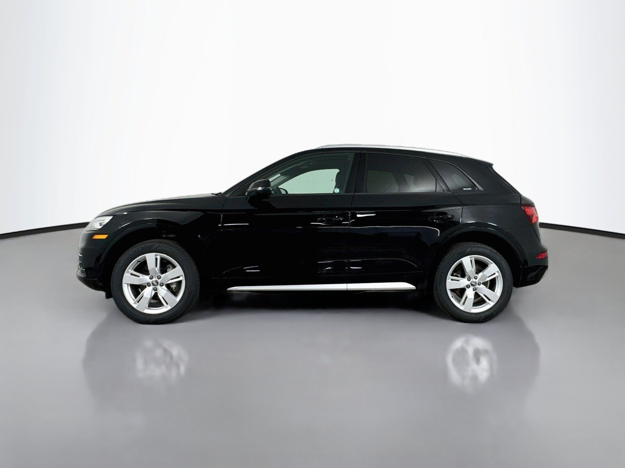 Used 2018 Audi Q5 2.0T Premium AWD/4WD image 4