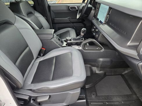 Used 2024 Ford Bronco Big Bend AWD/4WD image 15