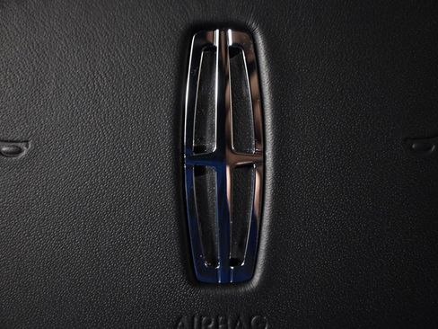 New 2025 Lincoln Navigator Reserve w/ Jet Appearance Package image 34