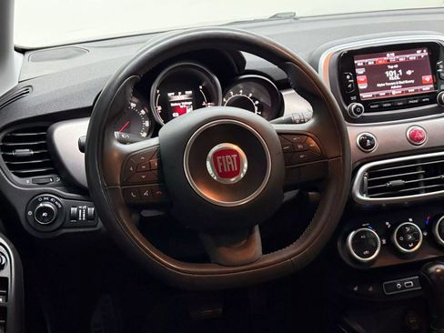 Used 2016 FIAT 500X Lounge image 38