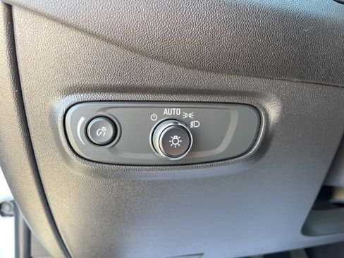 Used 2022 Chevrolet Equinox LT image 26