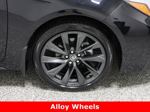 Used 2025 Toyota Corolla SE image 5