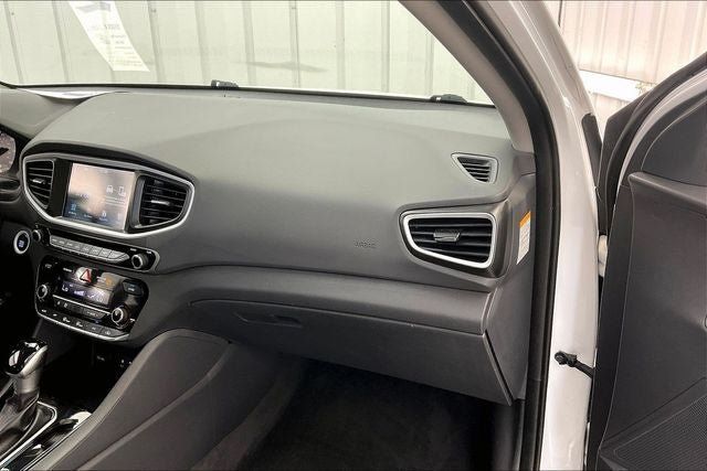 Used 2017 Hyundai Ioniq Blue FWD image 17