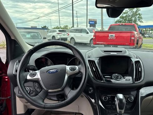 Used 2015 Ford Escape Titanium FWD image 12