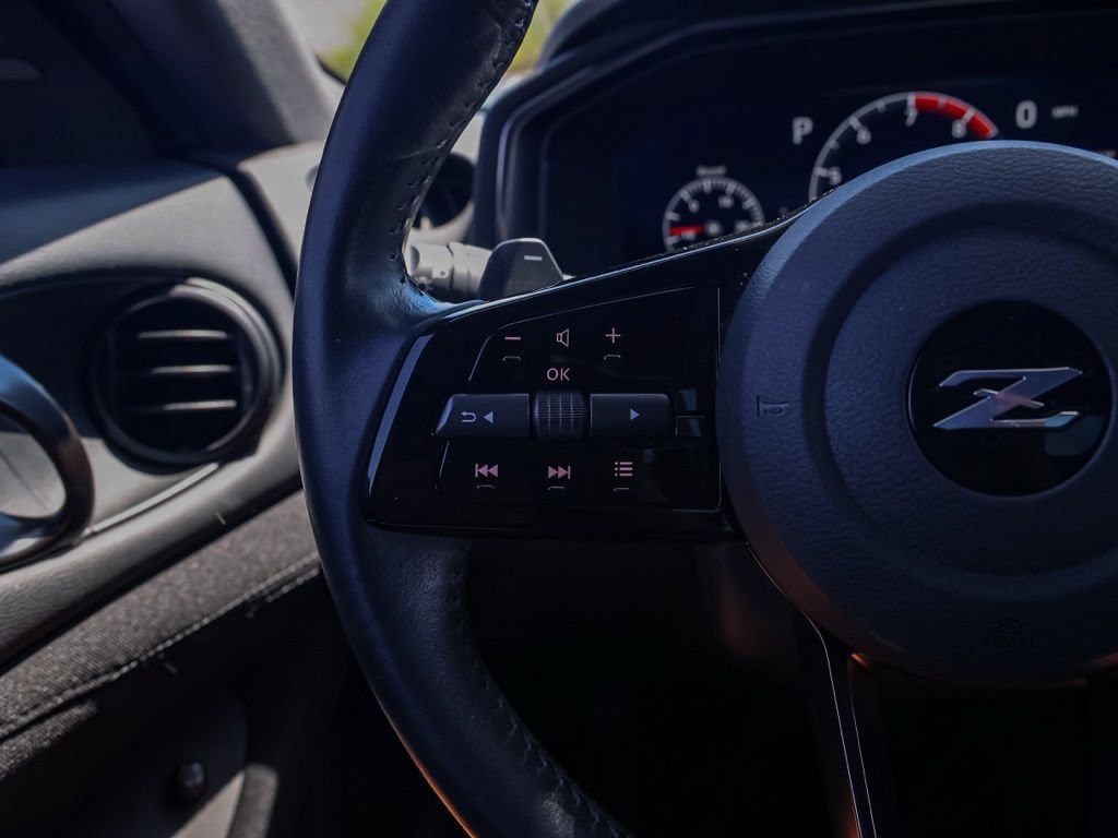 Used 2025 Nissan Z Sport w/ Floor Mat Package RWD image 20