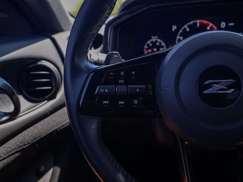 Used 2025 Nissan Z Sport w/ Floor Mat Package RWD image 20
