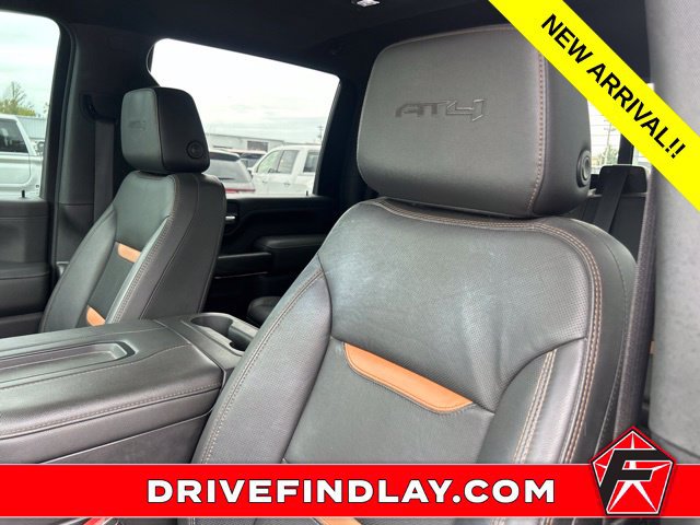 Used 2022 GMC Sierra 2500 AT4 w/ AT4 Preferred Package AWD/4WD image 13