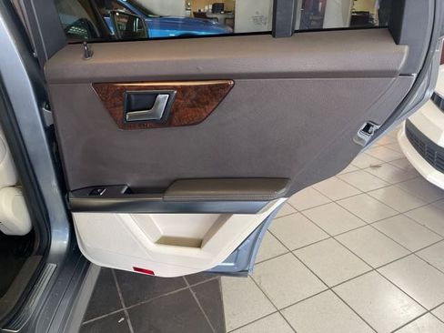 Used 2013 Mercedes-Benz GLK 350 GLK 350 4MATIC 4DR SUV AWD image 17