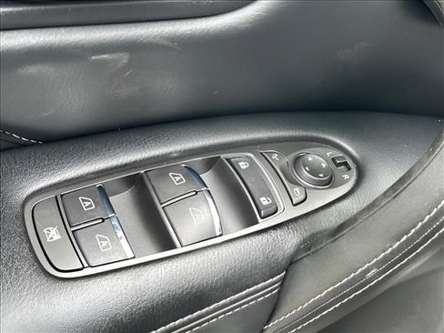 Used 2023 INFINITI QX80 Luxe w/ Cargo Package RWD image 17
