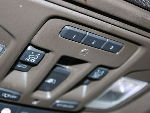 Used 2024 GMC Sierra 2500 Denali w/ Denali Reserve Package image 32