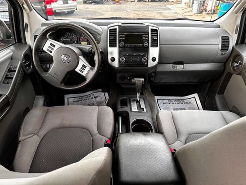 Used 2014 Nissan Xterra S RWD image 13