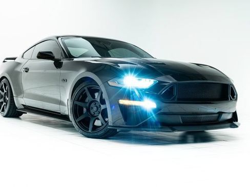 Used 2021 Ford Mustang GT Premium w/ GT Performance Package RWD image 5