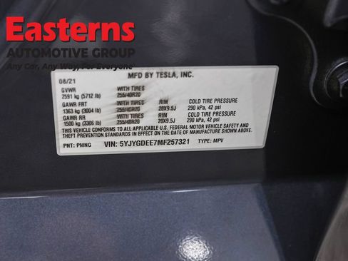 Used 2021 Tesla Model Y Long Range AWD/4WD image 30