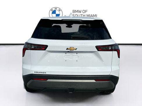 Used 2025 Chevrolet Equinox LT FWD image 6
