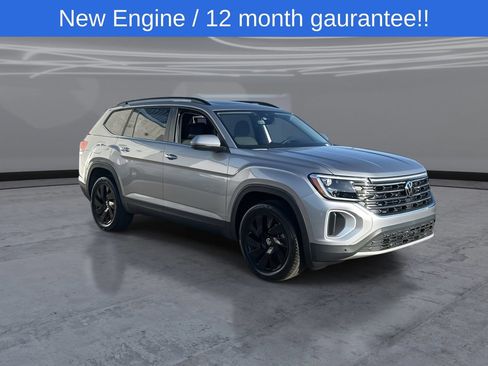 New 2026 Volkswagen Atlas SE FWD image 2