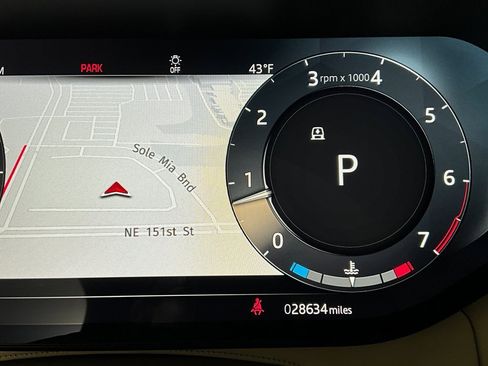 Certified 2023 Land Rover Range Rover SE image 20