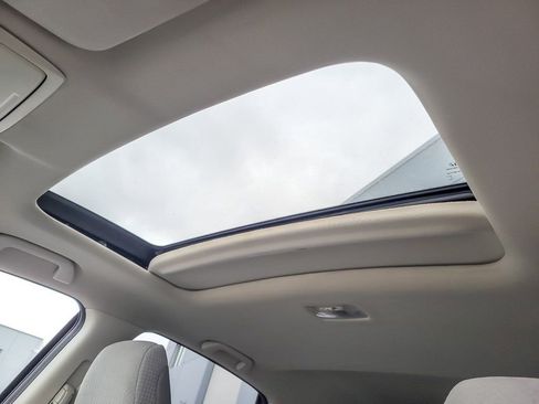 Used 2016 Honda CR-V EX image 9