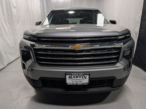 New 2026 Chevrolet Traverse LT image 8