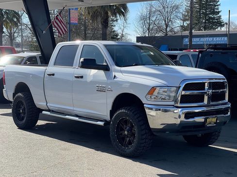 Used 2017 RAM 2500 Tradesman w/ Chrome Appearance Group image 38