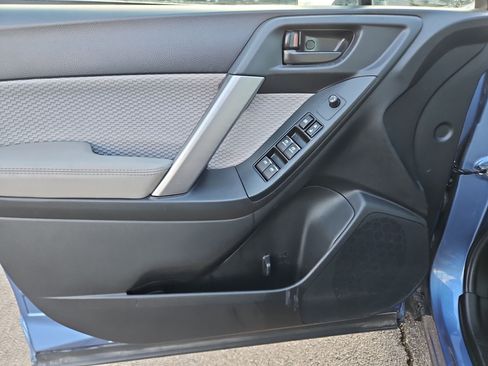 Used 2018 Subaru Forester 2.5i Premium image 14