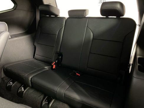Used 2026 Buick Enclave Sport Touring w/ Power Package FWD image 23