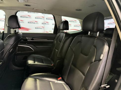 Used 2025 Kia Telluride S image 65