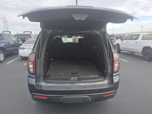 Used 2021 Chevrolet Tahoe RST w/ Luxury Package AWD/4WD image 4