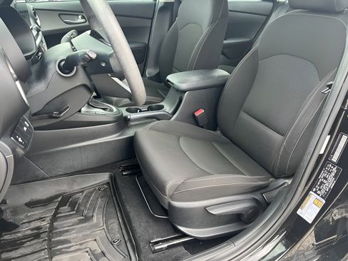 Used 2021 Kia Forte LXS FWD image 14
